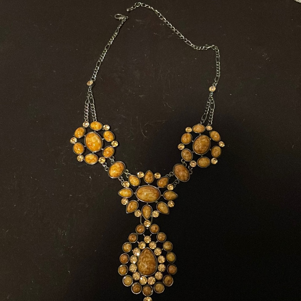 Statement necklace